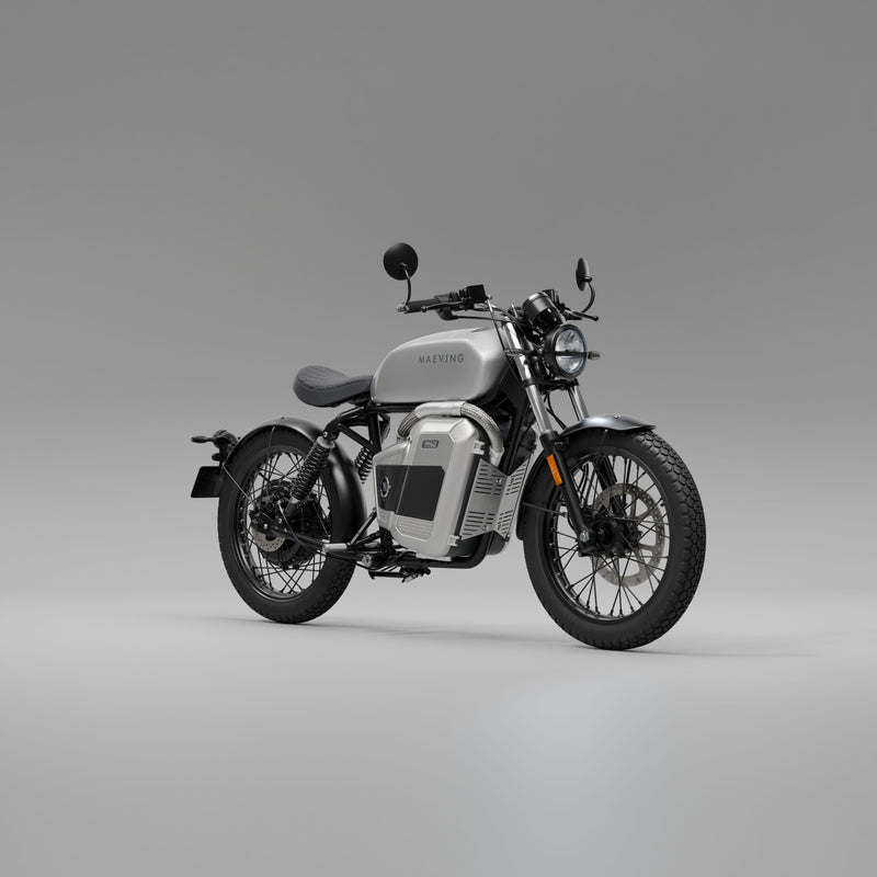 #tank_silver_tank_seat_black_seat_mudguards_black_mudguards_and_carbon_fibre_infills