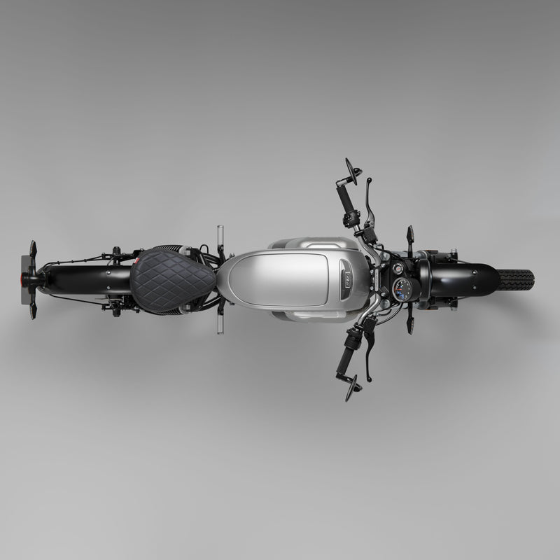 #tank_silver_tank_seat_black_seat_mudguards_black_mudguards_and_black_infills